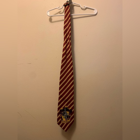 Wizarding World of Harry Potter Tie - Picture 1 of 3
